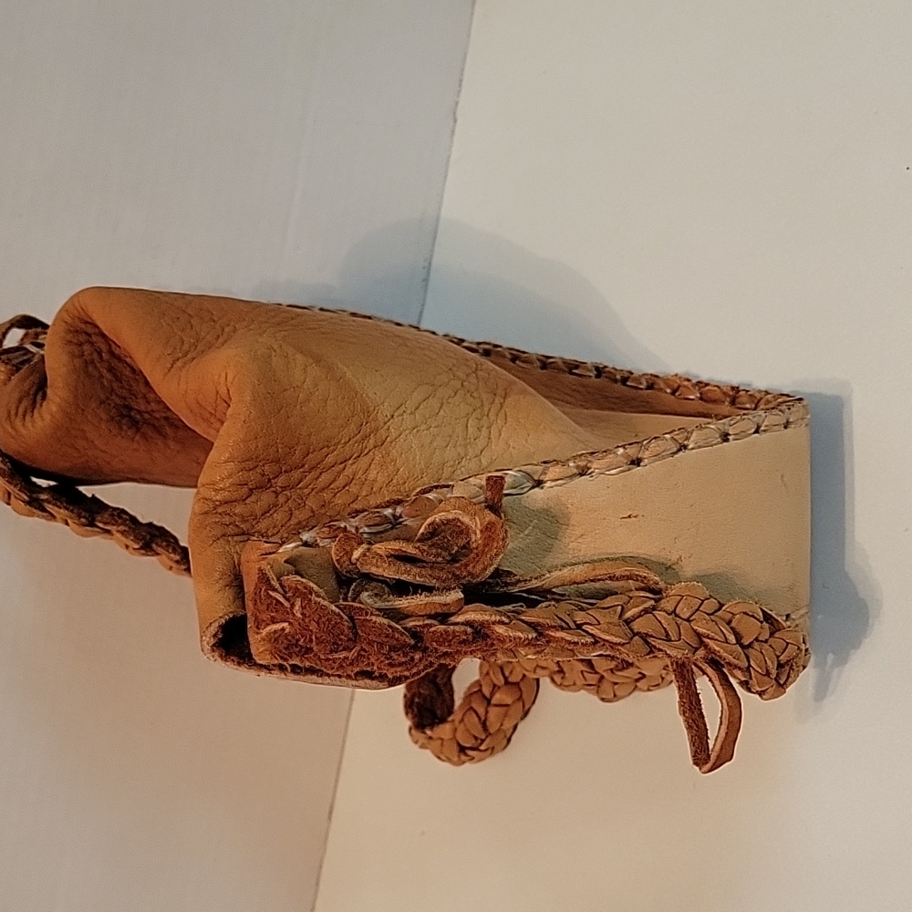 Old Native American style handmade leather purse - Picture 10 of 12